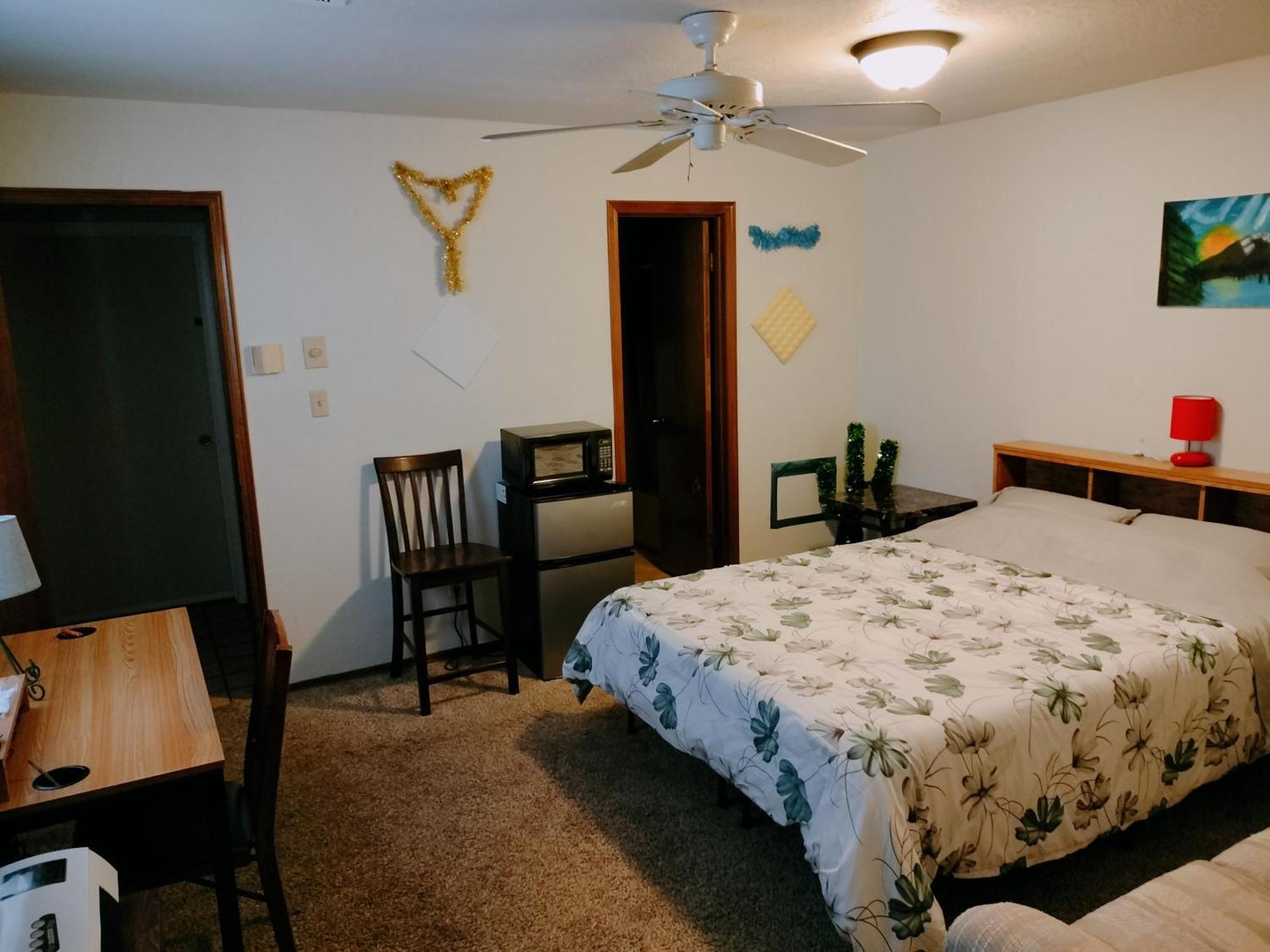Golden Sunflower'S Apt B1 劳顿 外观 照片